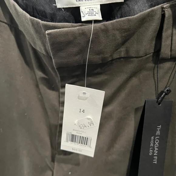 Banana Republic "The Logan Fit" Size 14 Pants - Picture 9 of 9